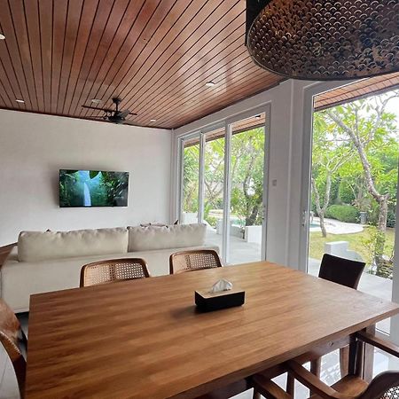 Baliana Villa Legian Exterior photo