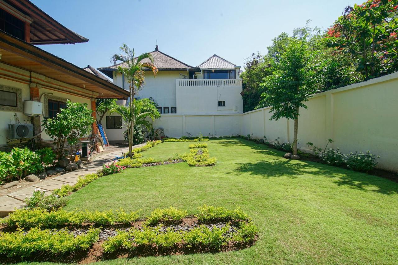 Baliana Villa Legian Exterior photo